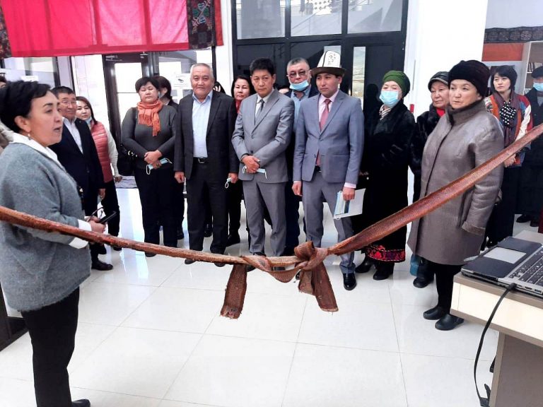 Этнографическая фотовыставка открылась в Центре кочевой цивилизации Кыргызстана