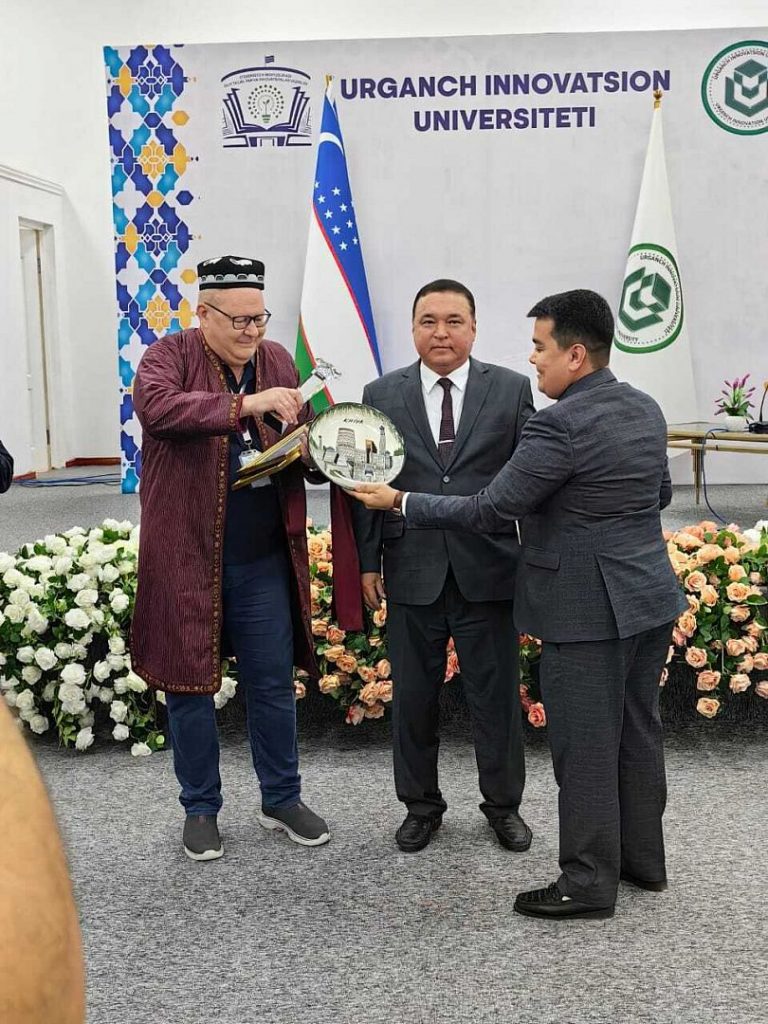 Почетный профессор университета в Узбекистане