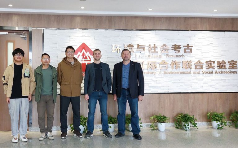 В Шаньдунском университете